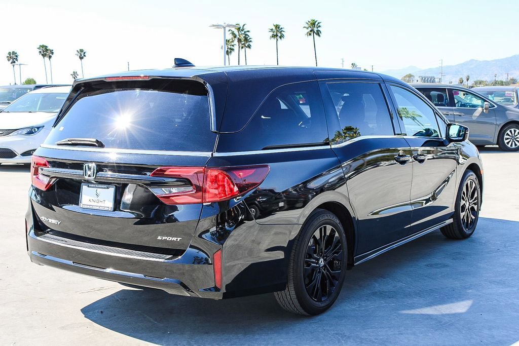 Used 2025 Honda Odyssey Sport-L image 8
