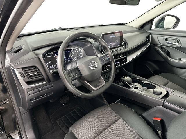 Used 2025 Nissan Rogue SV AWD/4WD image 18