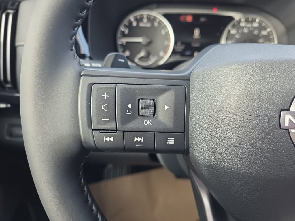 New 2026 Nissan Pathfinder SV image 21