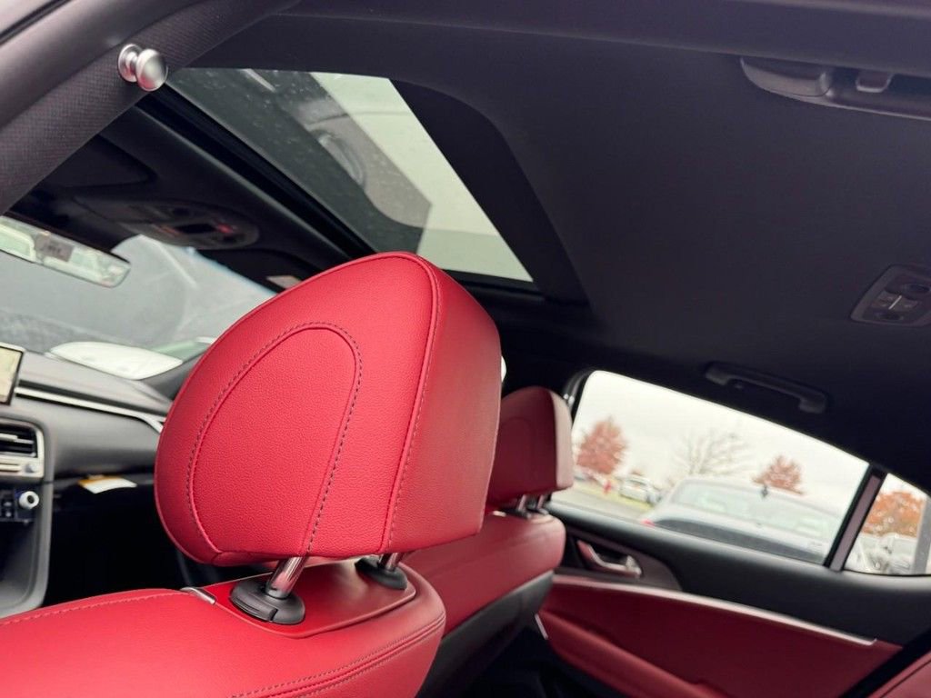 New 2026 Genesis G70 3.3T Sport Prestige image 8