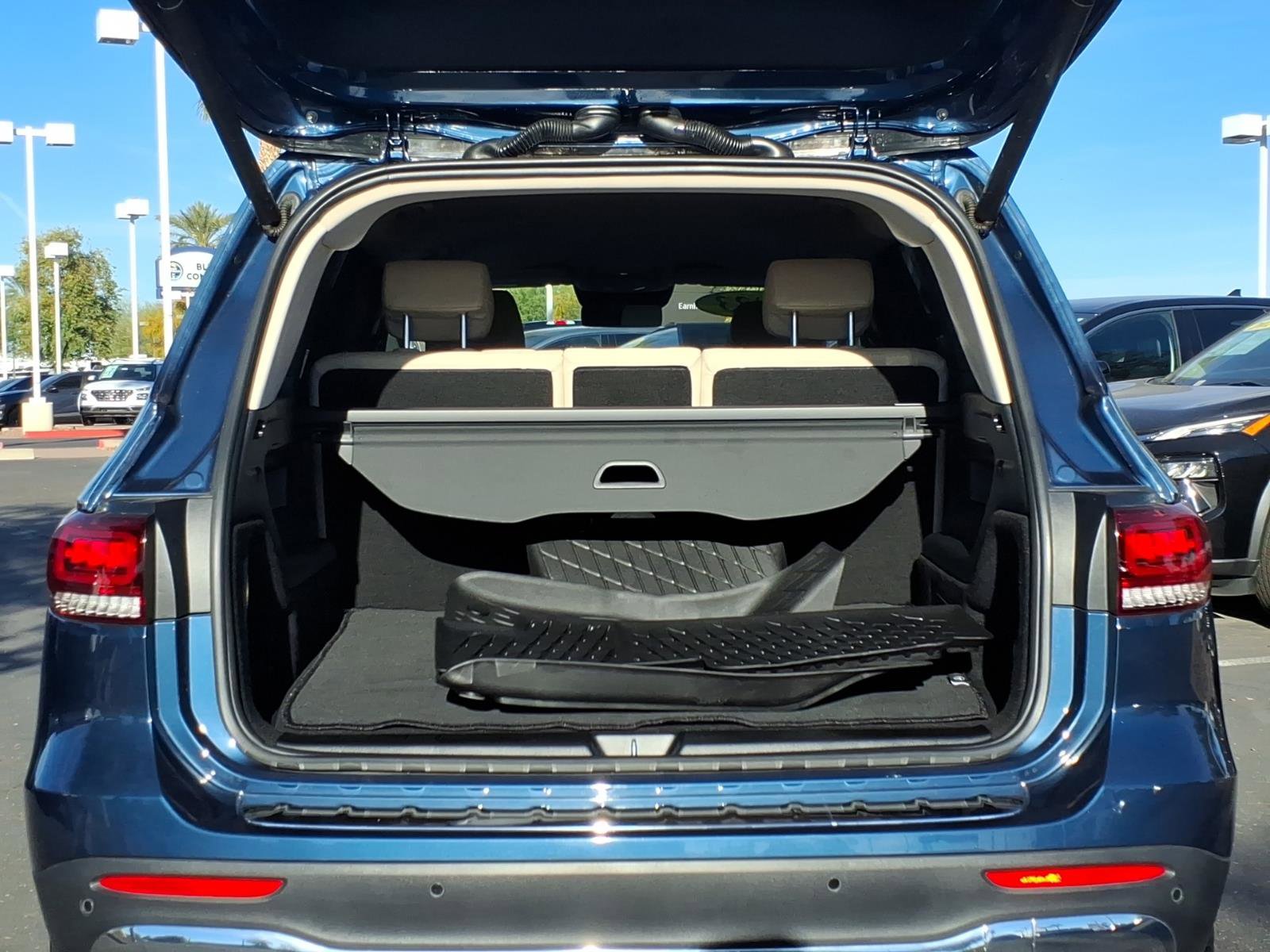 Used 2023 Mercedes-Benz GLB 250 4MATIC image 11