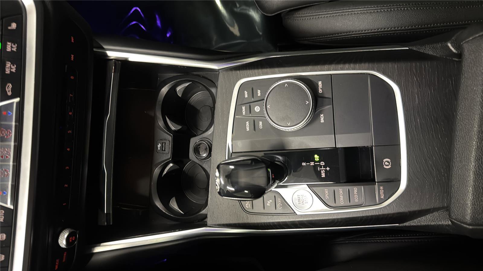 Used 2020 BMW 330i xDrive Sedan w/ Premium Package image 19