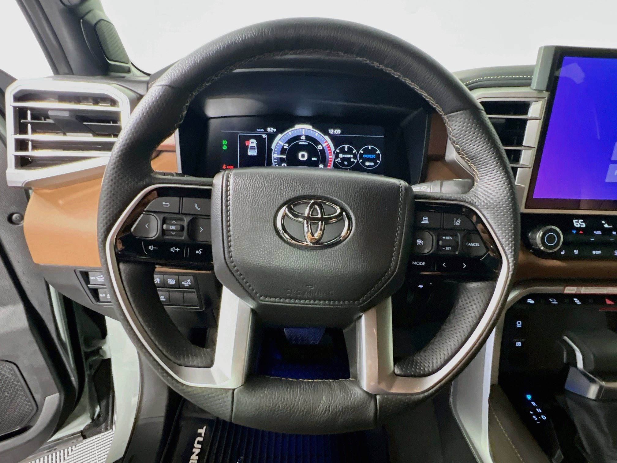 Used 2025 Toyota Tundra 1794 Edition AWD/4WD image 17