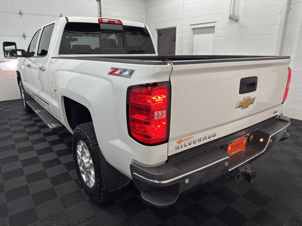 Used 2015 Chevrolet Silverado 2500 LTZ AWD/4WD image 7