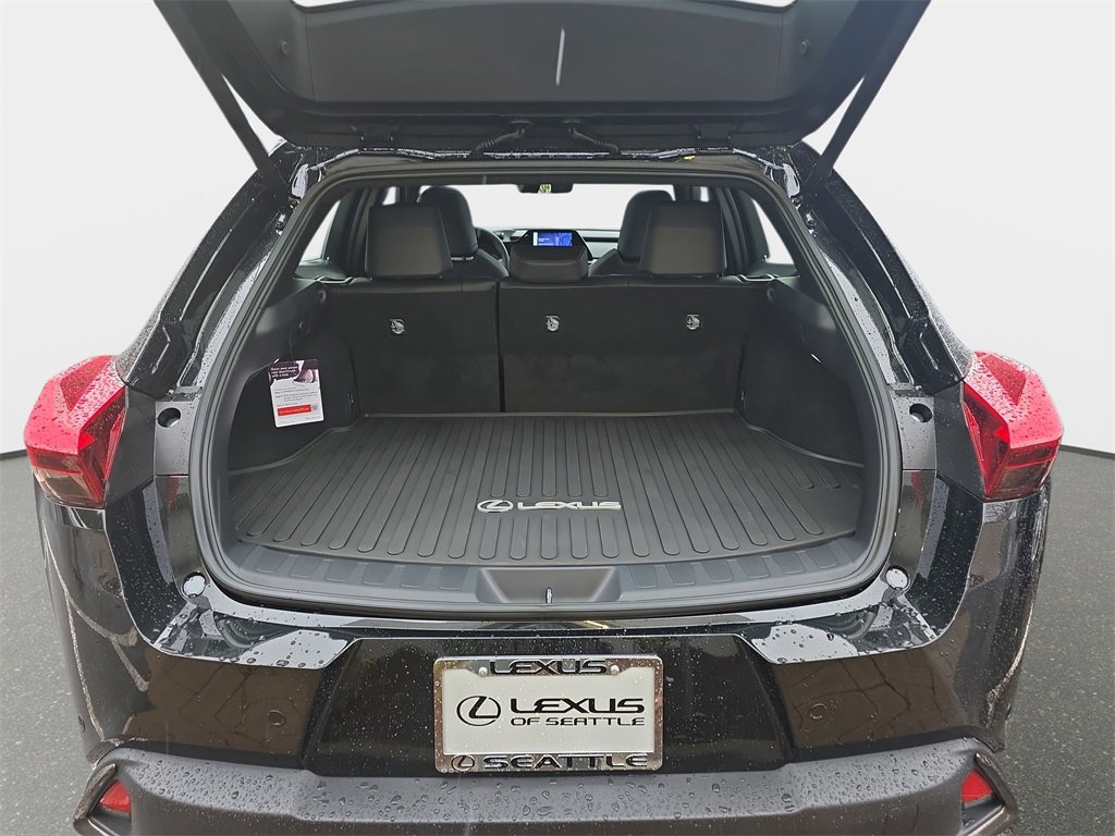 New 2026 Lexus UX 300h AWD image 12