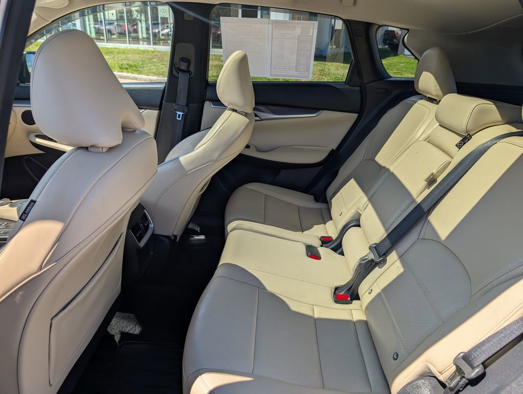 Used 2022 INFINITI QX50 Luxe AWD/4WD image 21