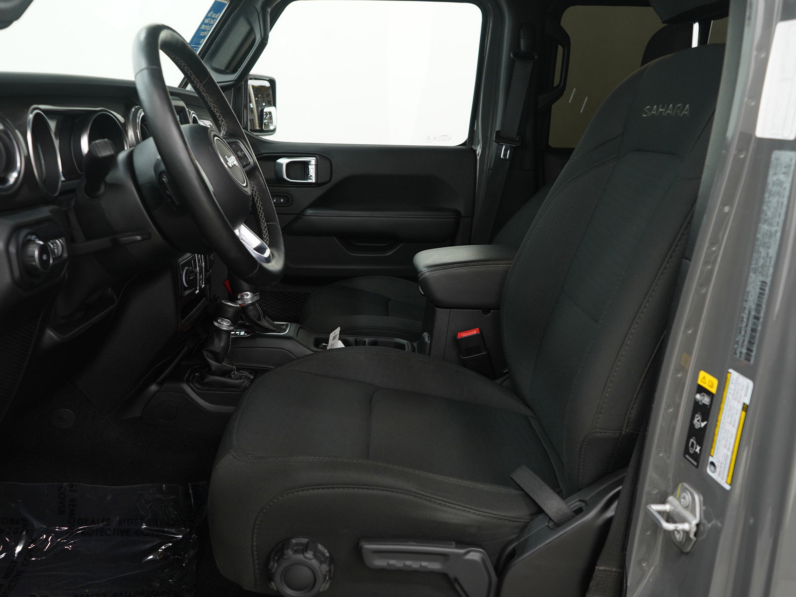 Used 2021 Jeep Wrangler Unlimited Sahara w/ LED Lighting Group image 21