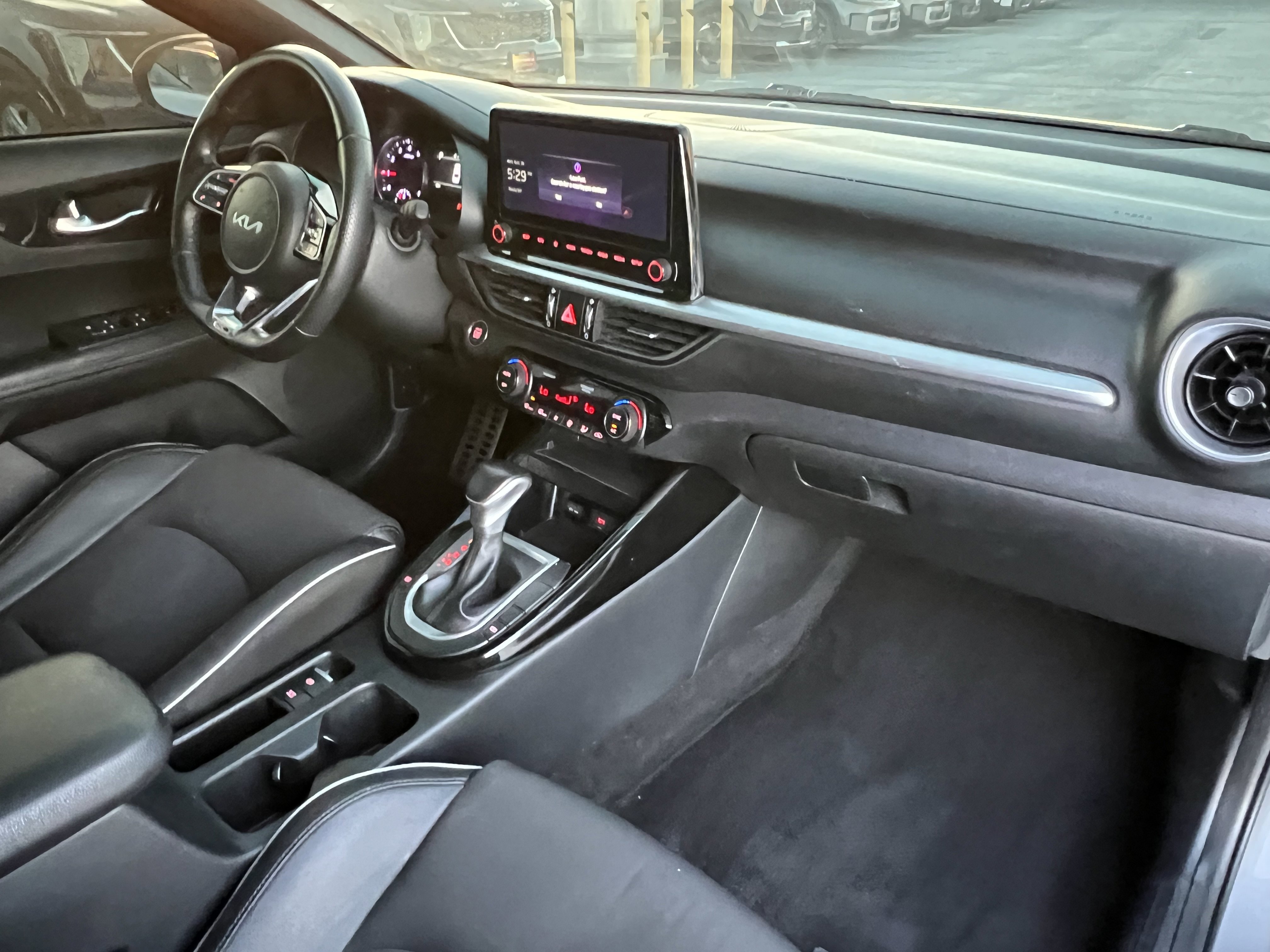 Certified 2024 Kia Forte GT-Line image 11