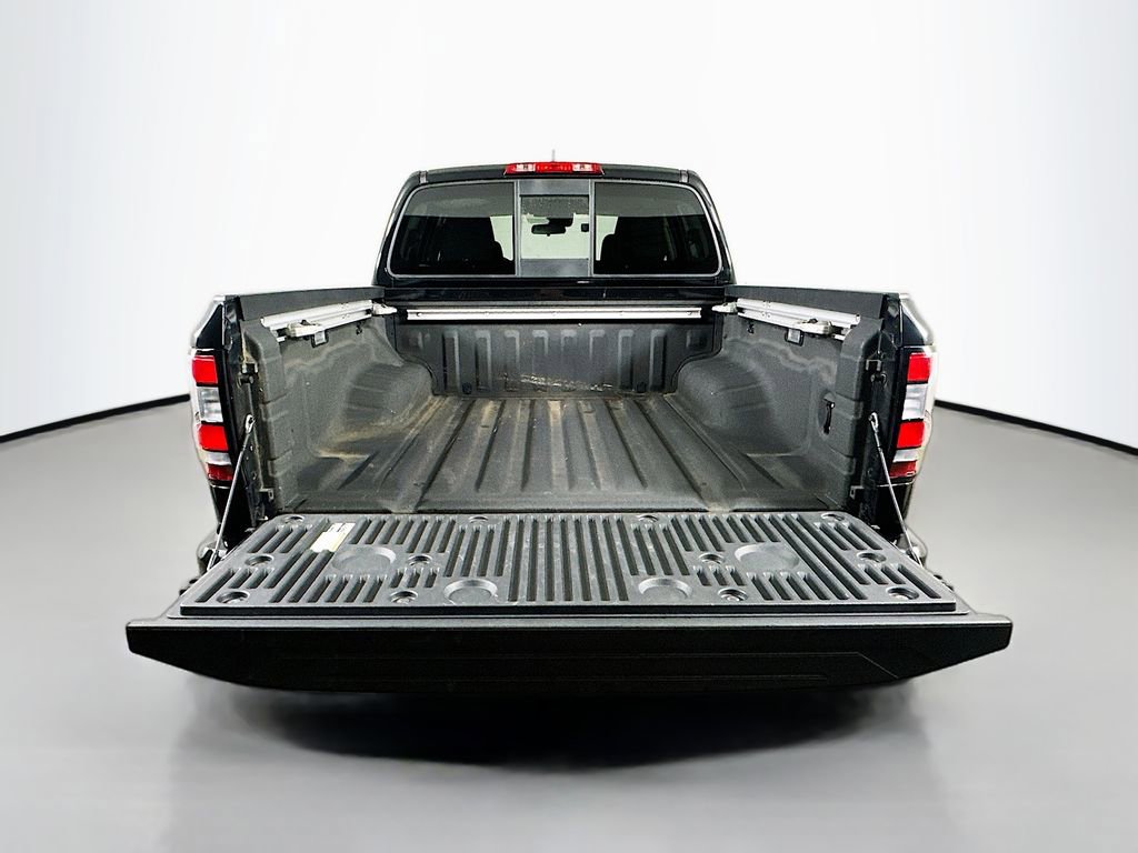 Used 2022 Nissan Frontier SV AWD/4WD image 33