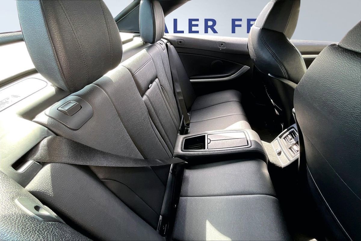 Used 2017 BMW 430i Convertible image 24