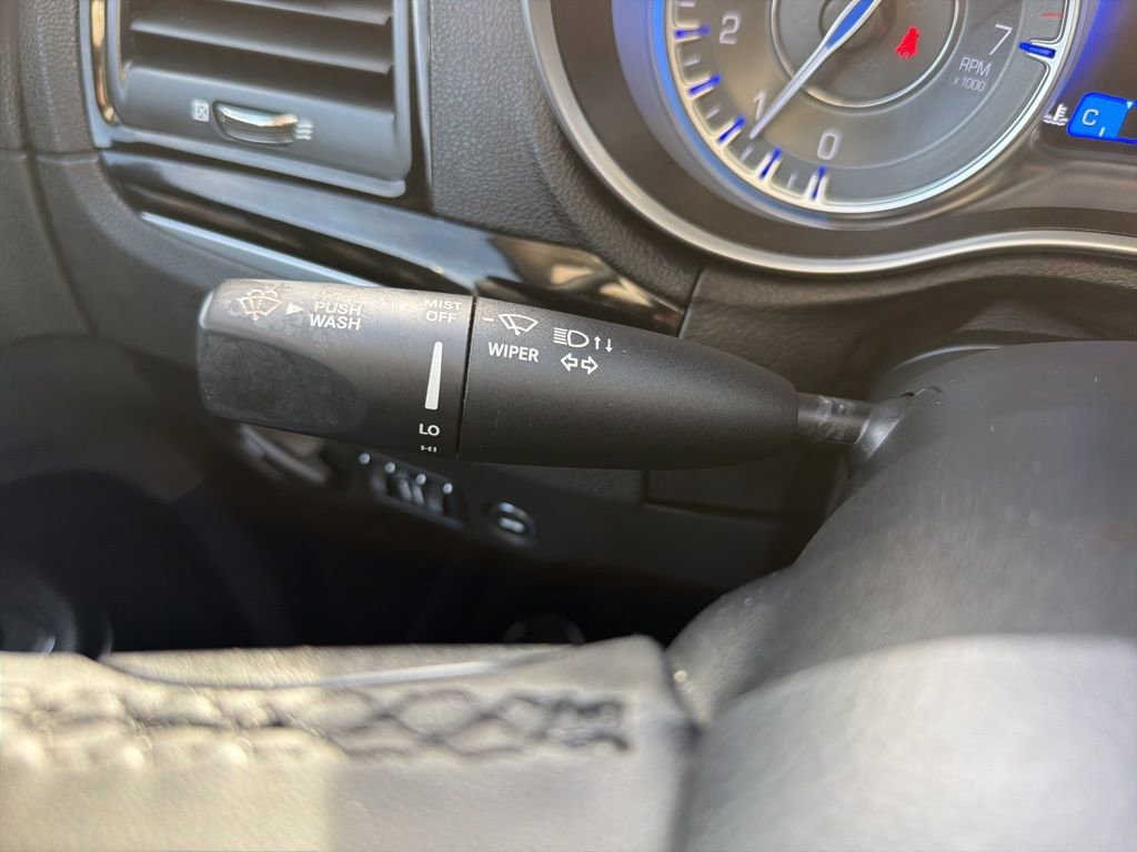 Used 2023 Chrysler 300 Touring image 28