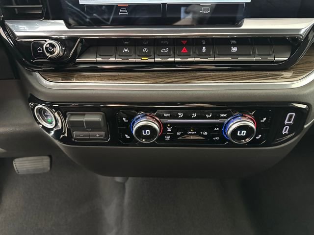 New 2025 GMC Sierra 1500 Elevation image 23