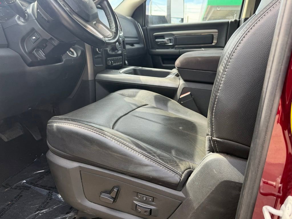 Used 2018 RAM 2500 Laramie w/ Sport Appearance Group AWD/4WD image 8