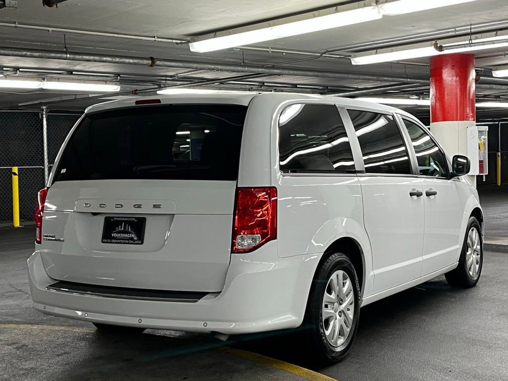 Used 2020 Dodge Grand Caravan SE w/ Rear Park Assist Package image 5