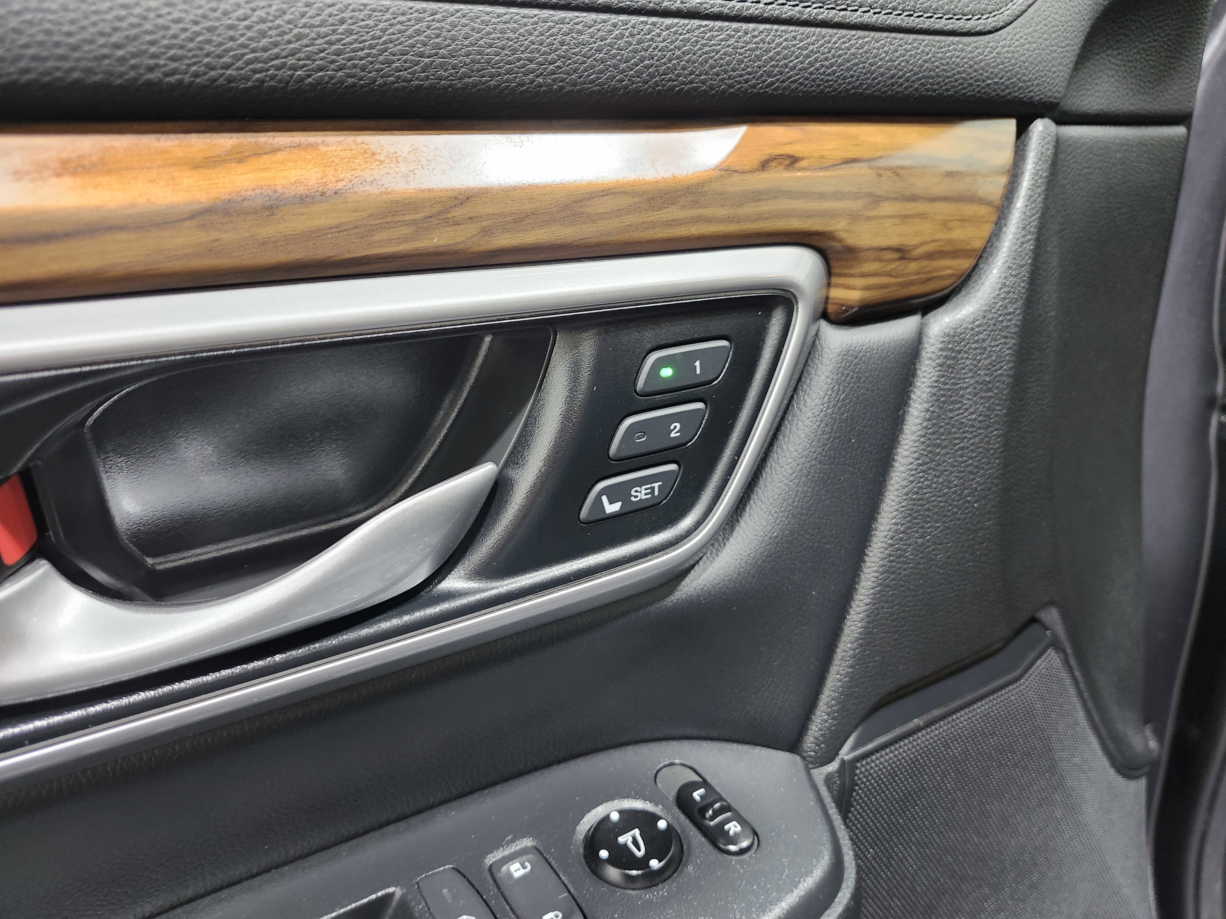 Used 2019 Honda CR-V EX-L image 28