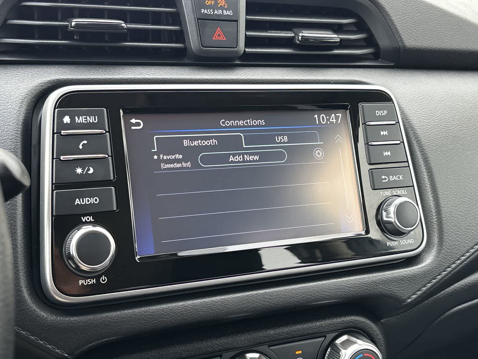 Used 2025 Nissan Versa S w/ Trunk Package FWD image 22