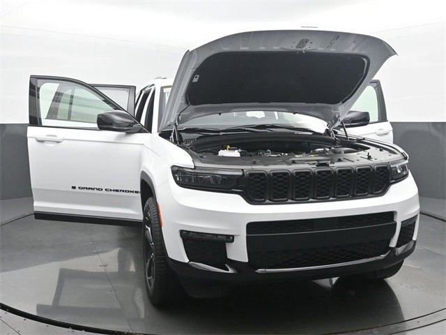 New 2025 Jeep Grand Cherokee L Limited image 55
