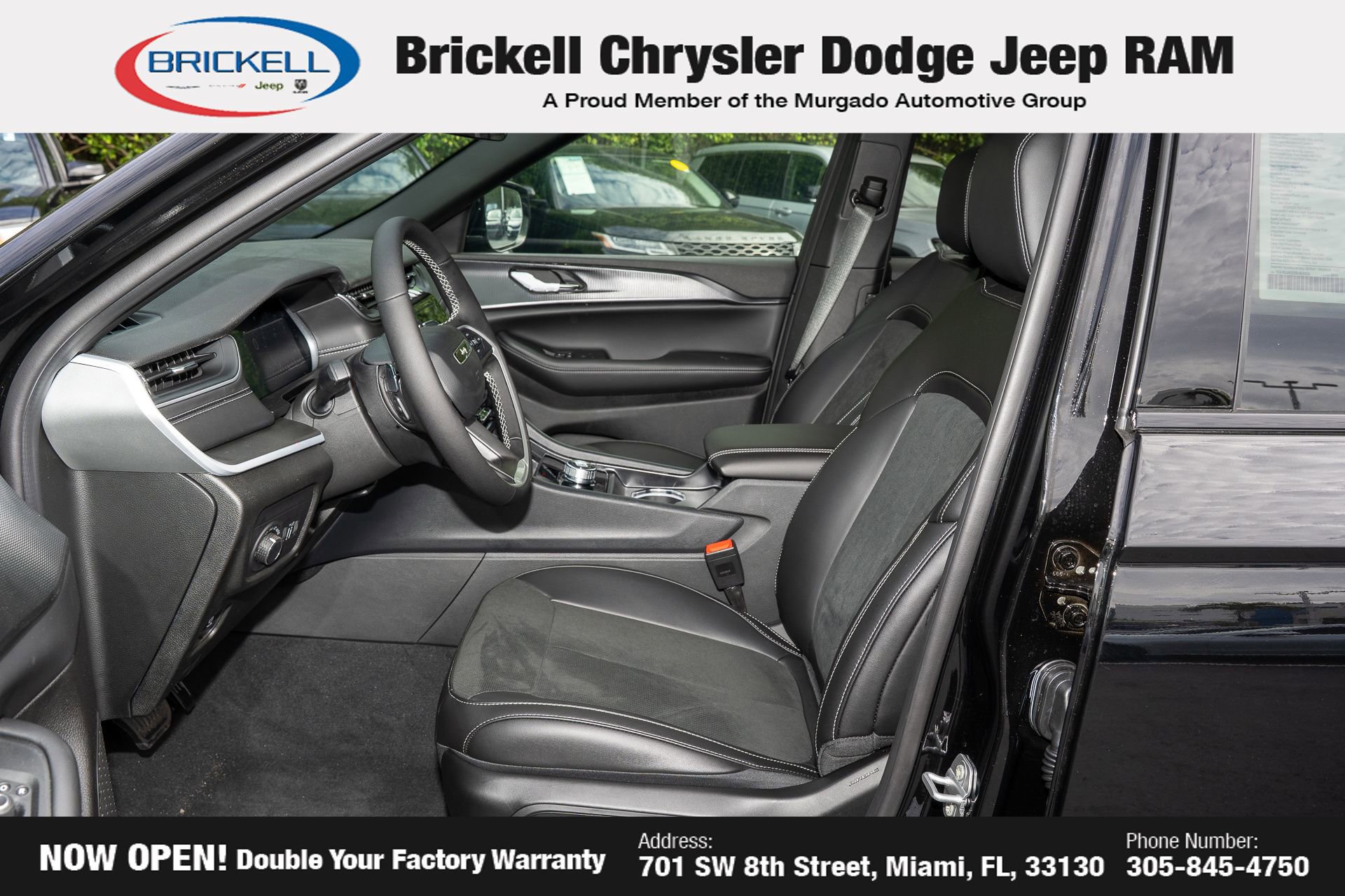 New 2025 Jeep Grand Cherokee L Altitude image 17