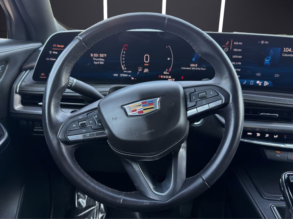 Used 2024 Cadillac XT4 Premium Luxury AWD/4WD image 16