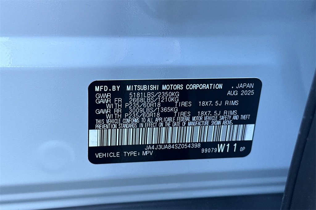 New 2025 Mitsubishi Outlander ES image 28