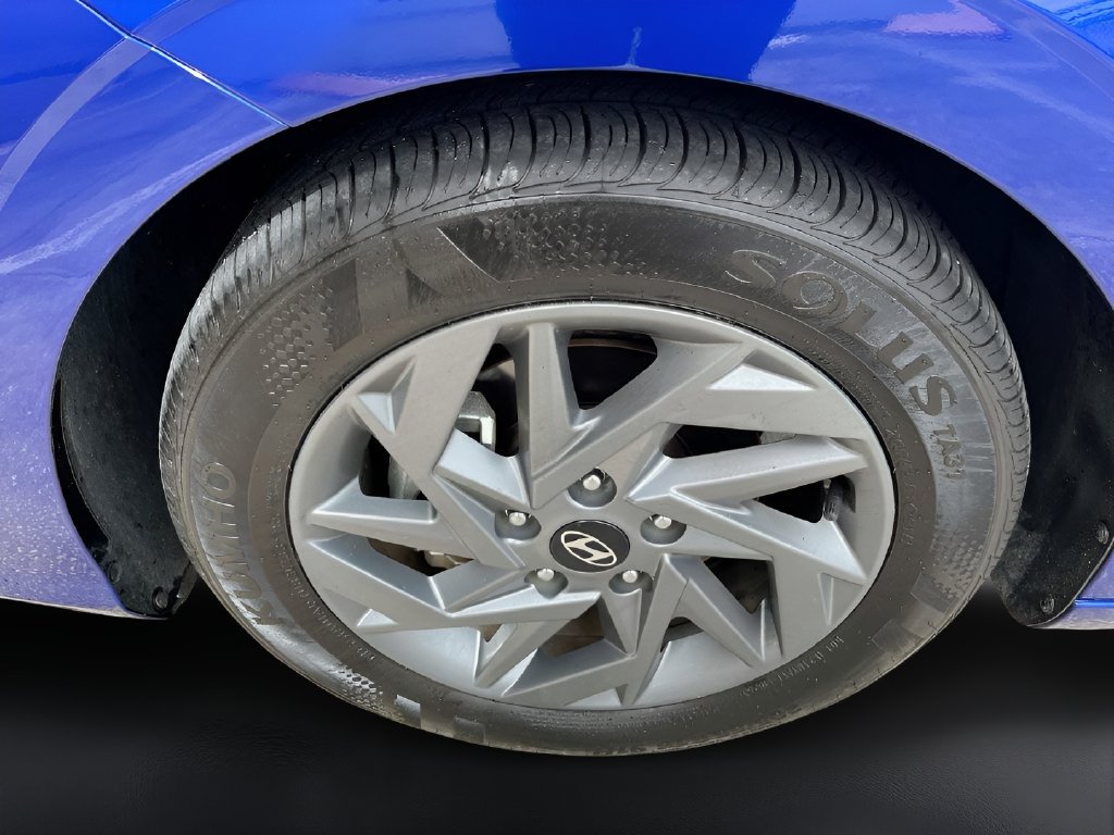 Used 2024 Hyundai Elantra SEL FWD image 31