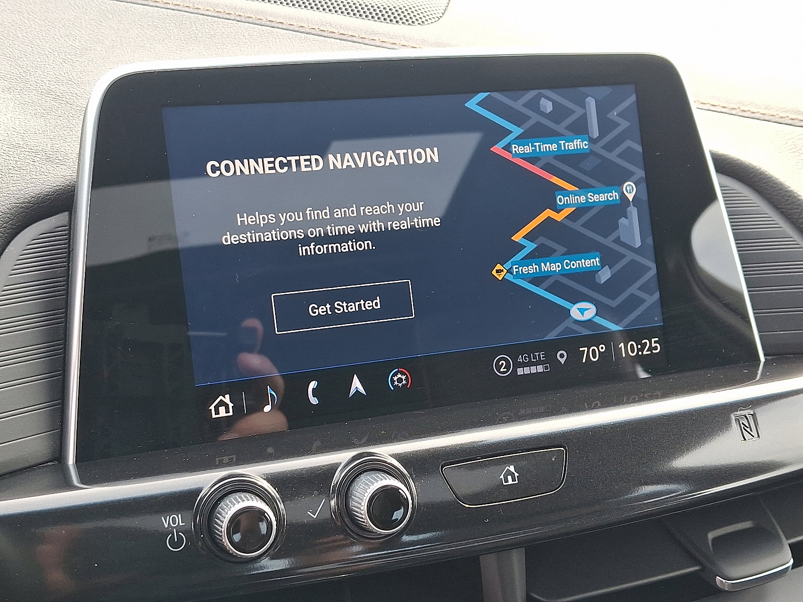 Used 2021 Cadillac CT4 V w/ Technology Package image 18