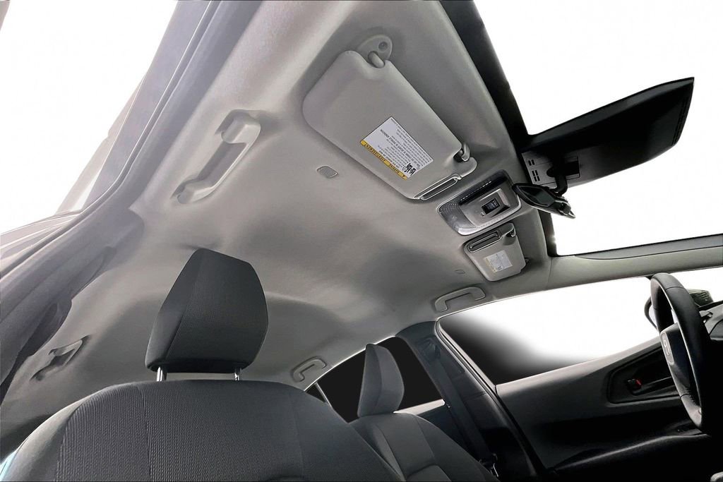 Used 2025 Toyota Prius LE image 22