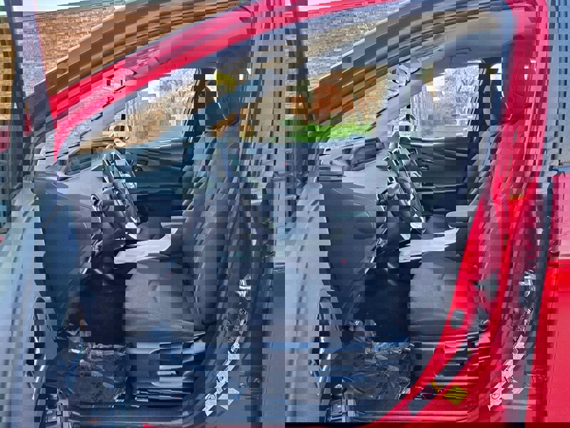 Used 2016 Toyota Prius Three image 21