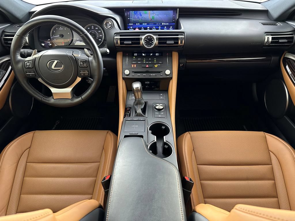 Used 2022 Lexus RC 300 AWD image 4