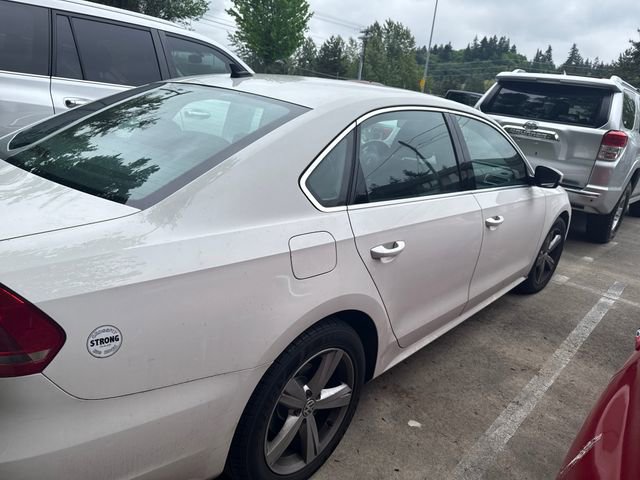 Used 2013 Volkswagen Passat 2.5 SE FWD image 8