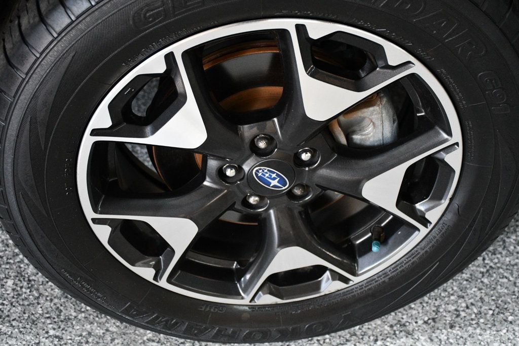 Used 2019 Subaru Crosstrek 2.0i Premium w/ Eyesight System AWD/4WD image 17