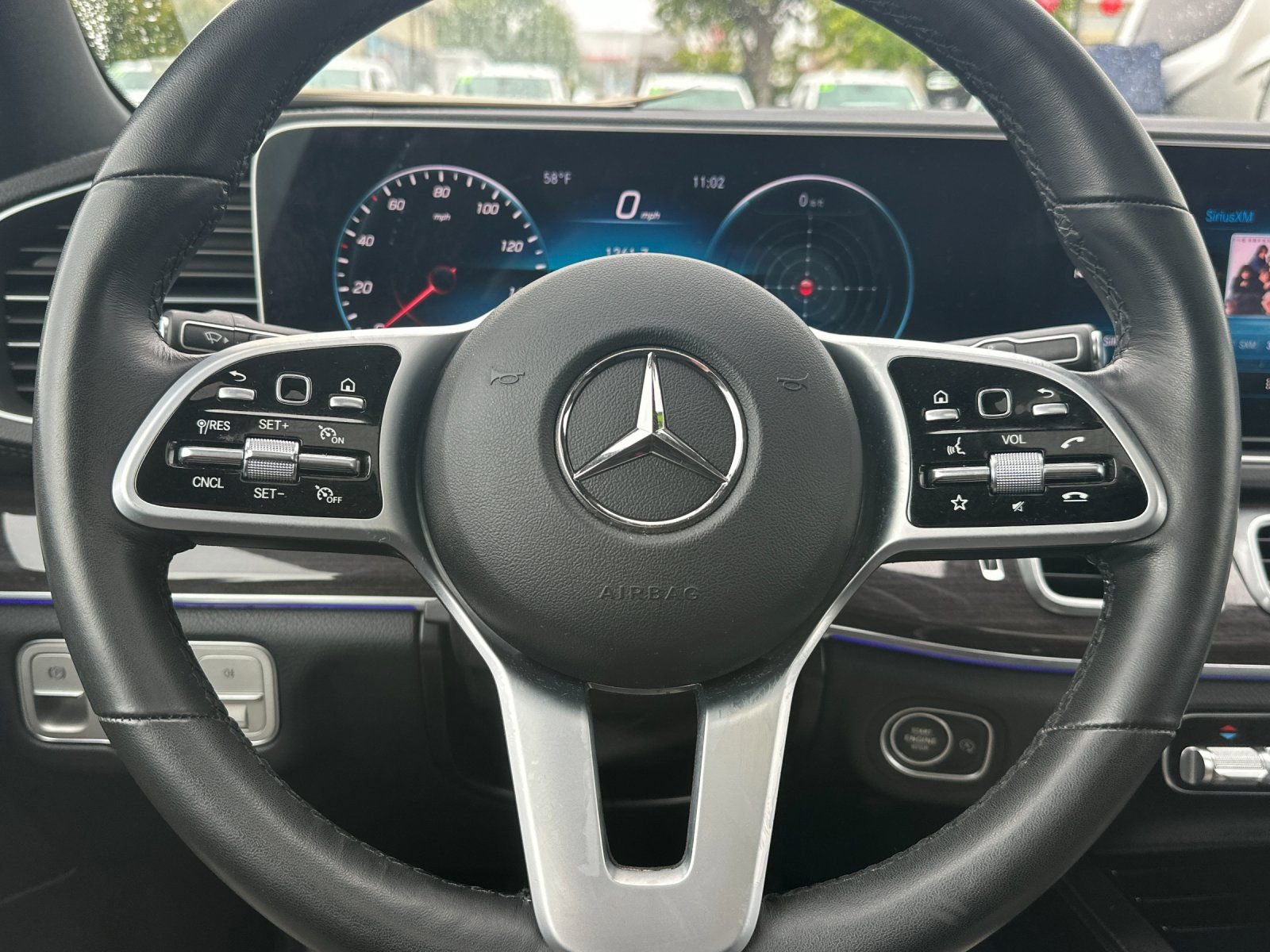 Used 2021 Mercedes-Benz GLS 450 4MATIC image 25