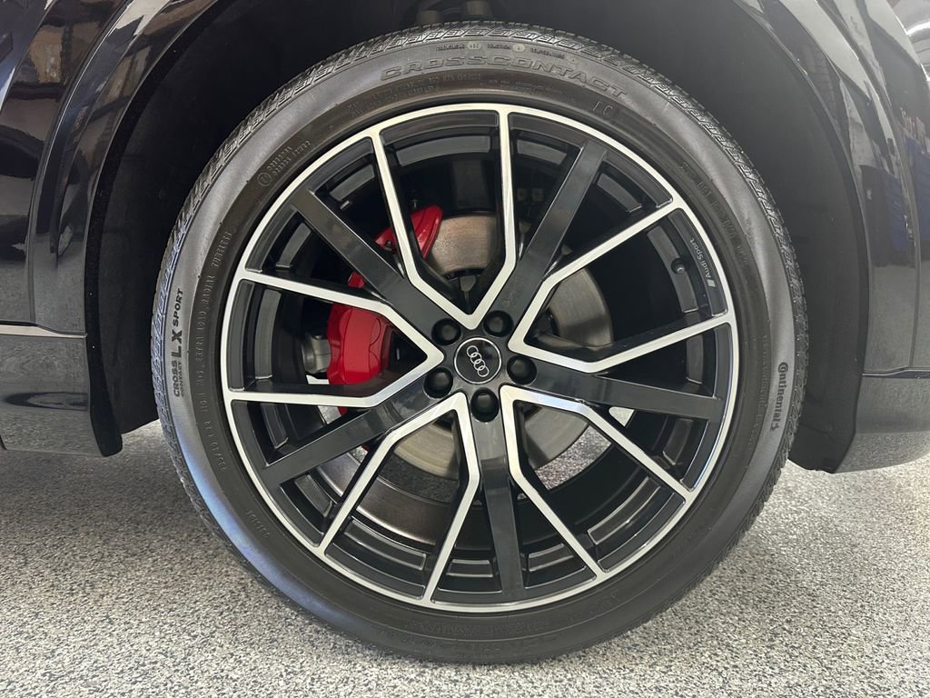 Used 2020 Audi Q8 Premium Plus w/ Premium Plus Package image 25