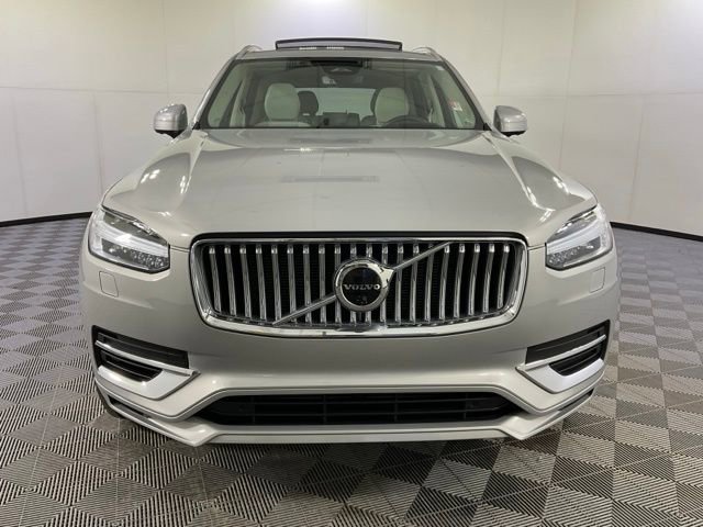 Used 2023 Volvo XC90 T8 Ultimate image 2