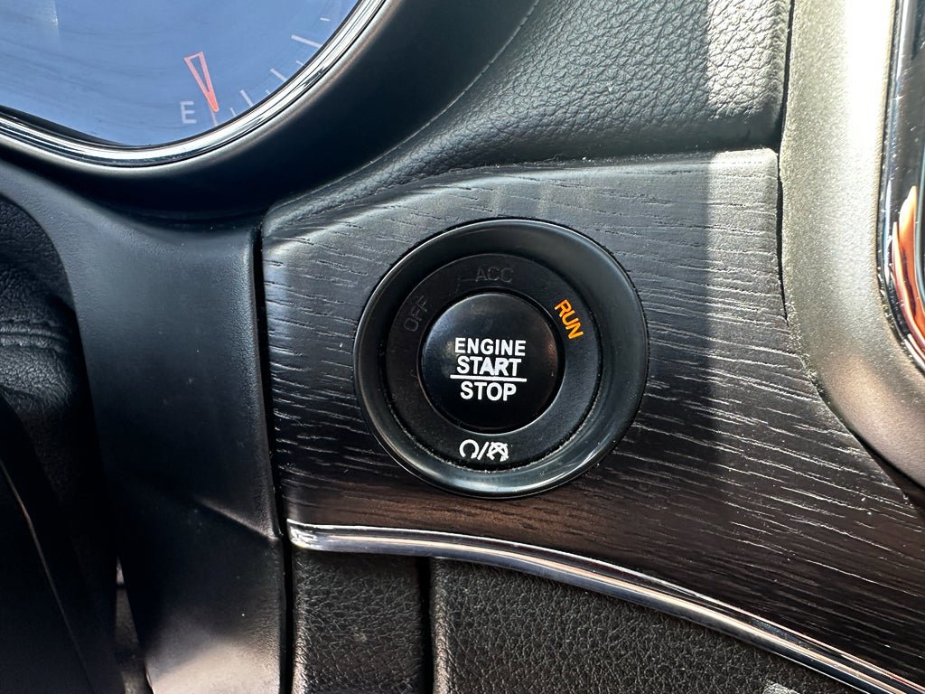 Used 2017 Jeep Grand Cherokee Summit AWD/4WD image 16