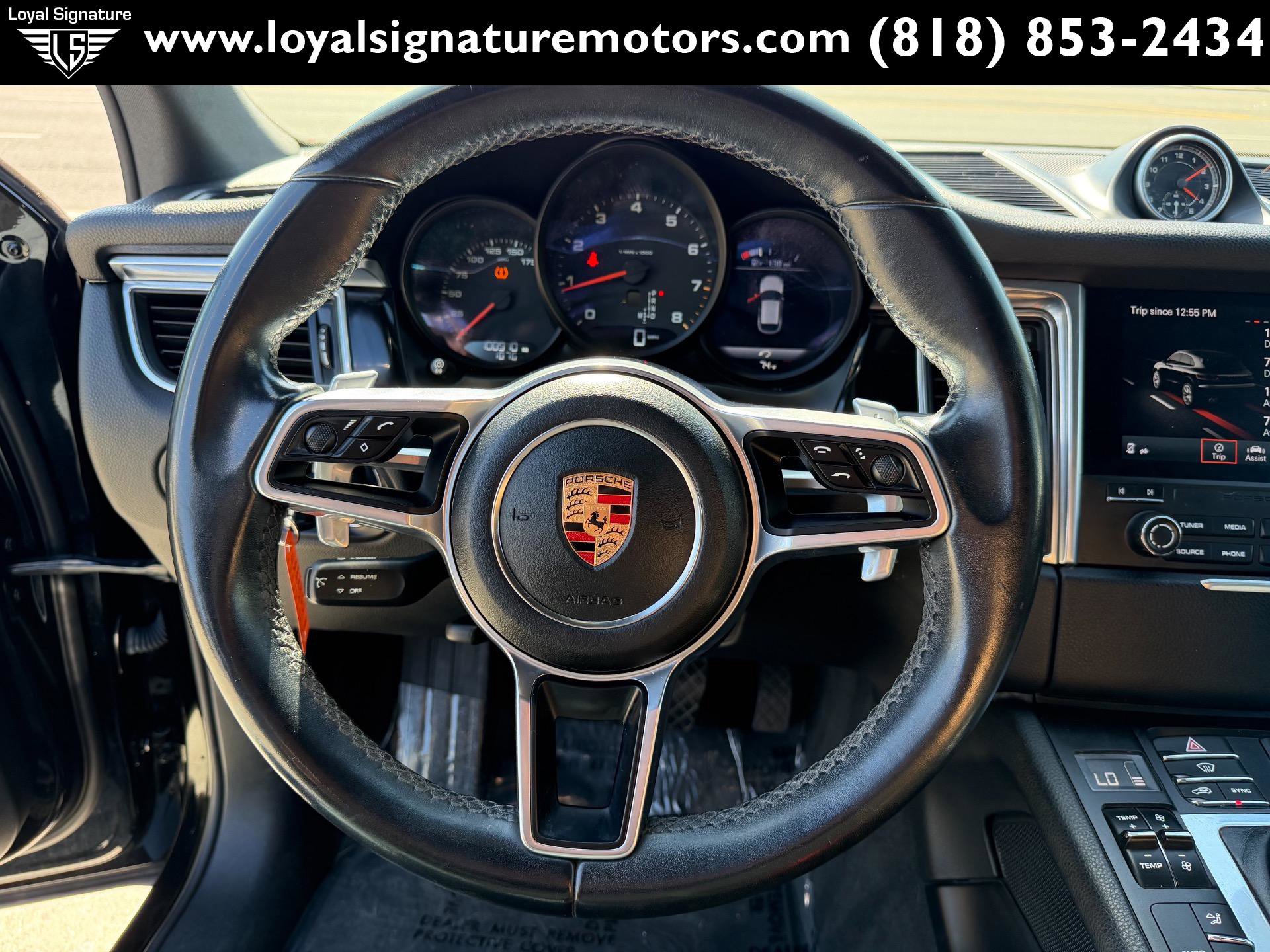 Used 2017 Porsche Macan AWD/4WD image 28