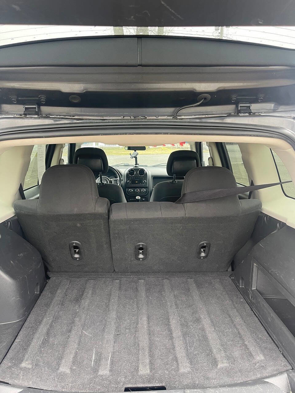 Used 2014 Jeep Patriot Latitude image 8