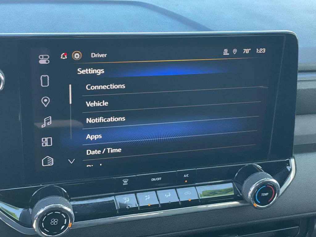 Used 2024 Chevrolet Colorado W/T image 14