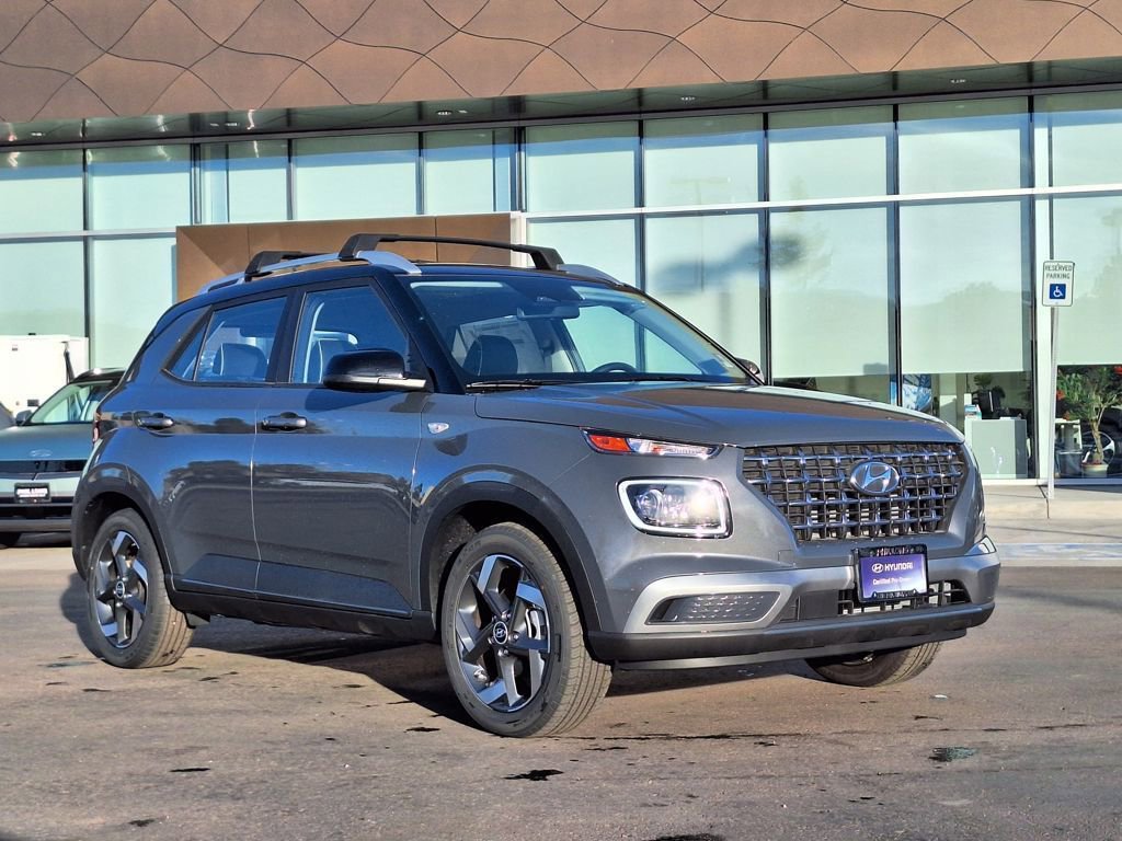 New 2024 Hyundai Venue Limited FWD image 1