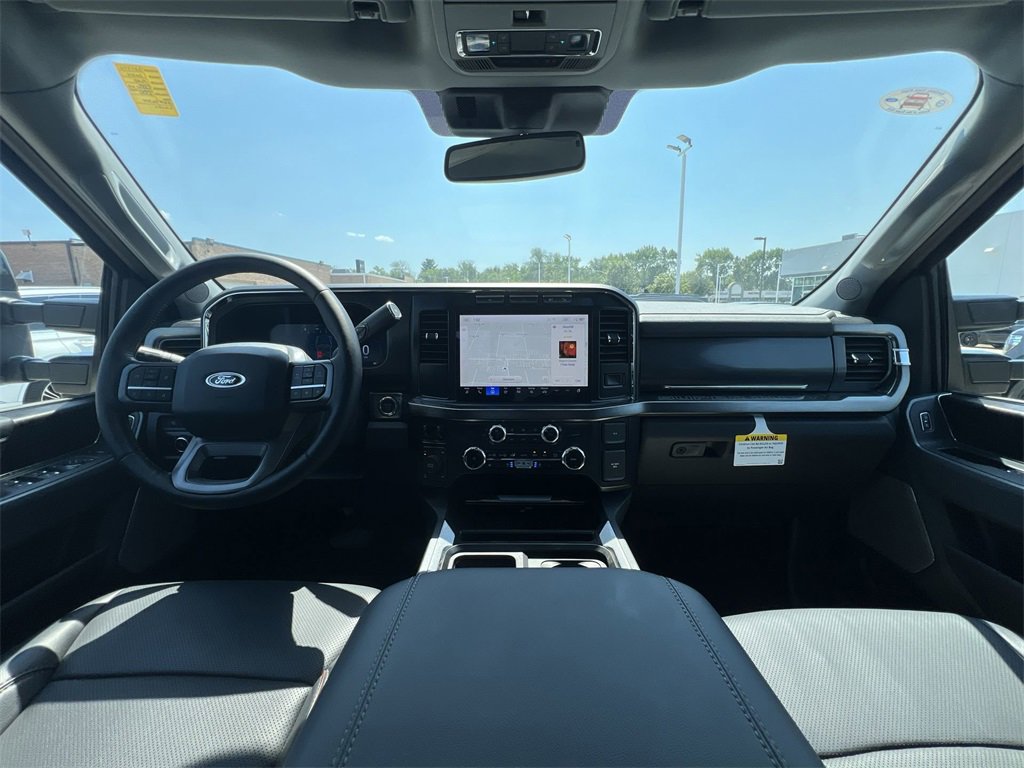 Used 2024 Ford F350 Lariat w/ Sport Appearance Package image 10