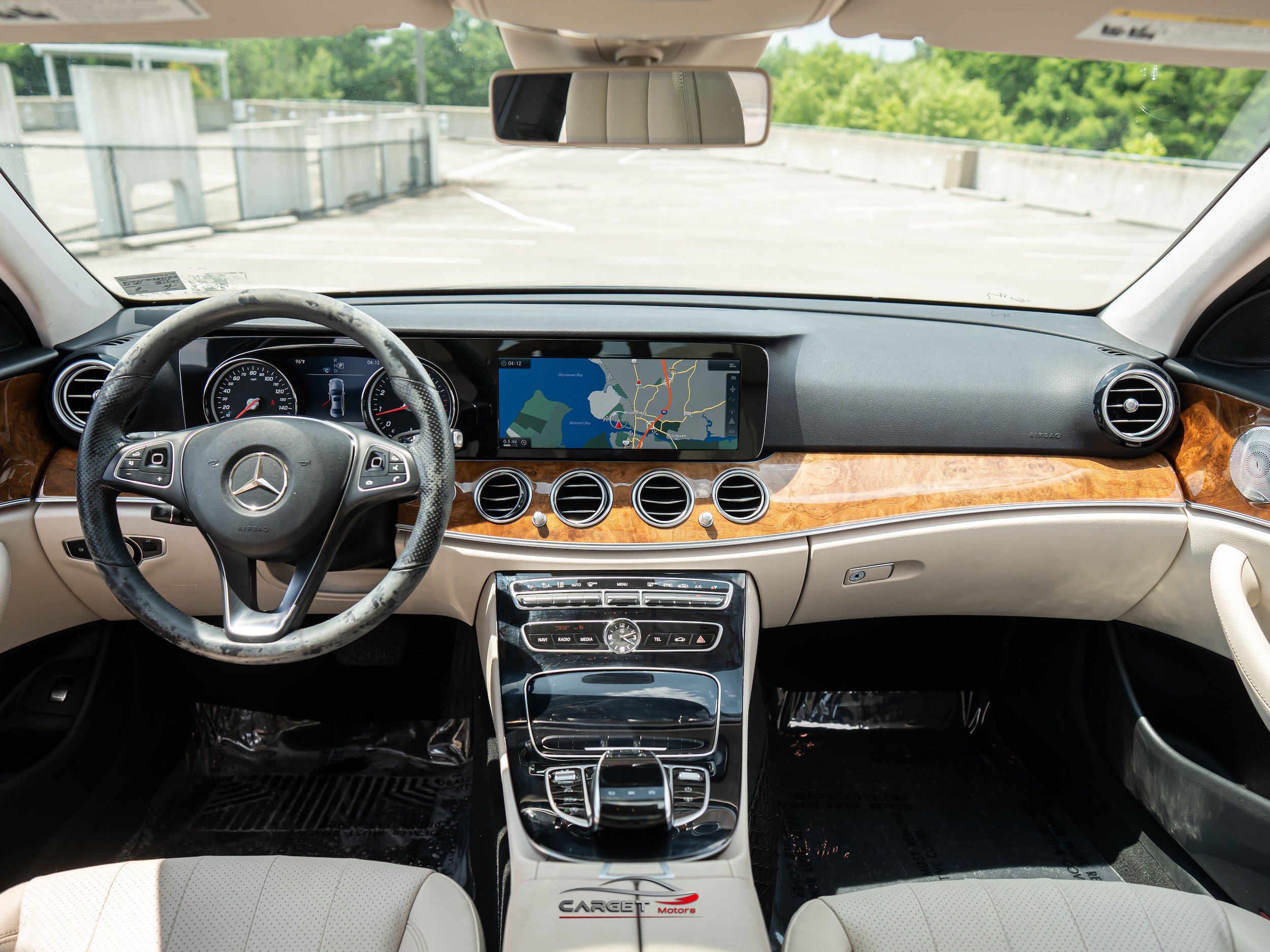 Used 2017 Mercedes-Benz E 300 4MATIC image 14