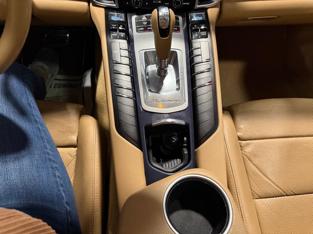 Used 2014 Porsche Panamera image 33