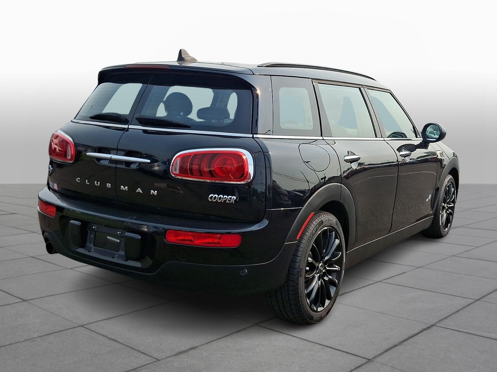 Used 2019 MINI Cooper Clubman ALL4 AWD/4WD image 7