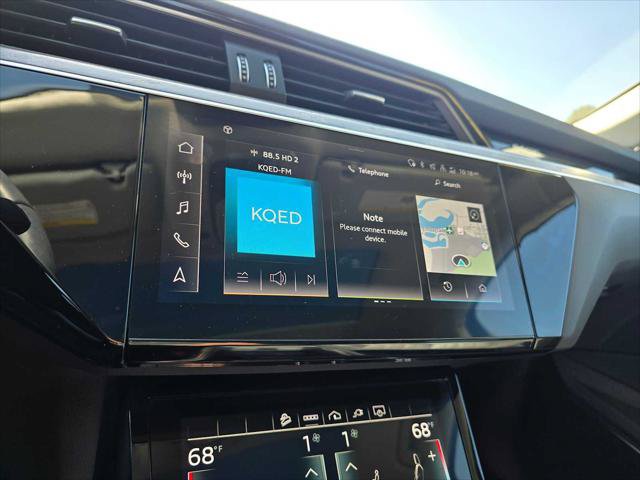 Used 2024 Audi Q8 e-tron Premium Plus w/ Premium Plus Package AWD/4WD image 29