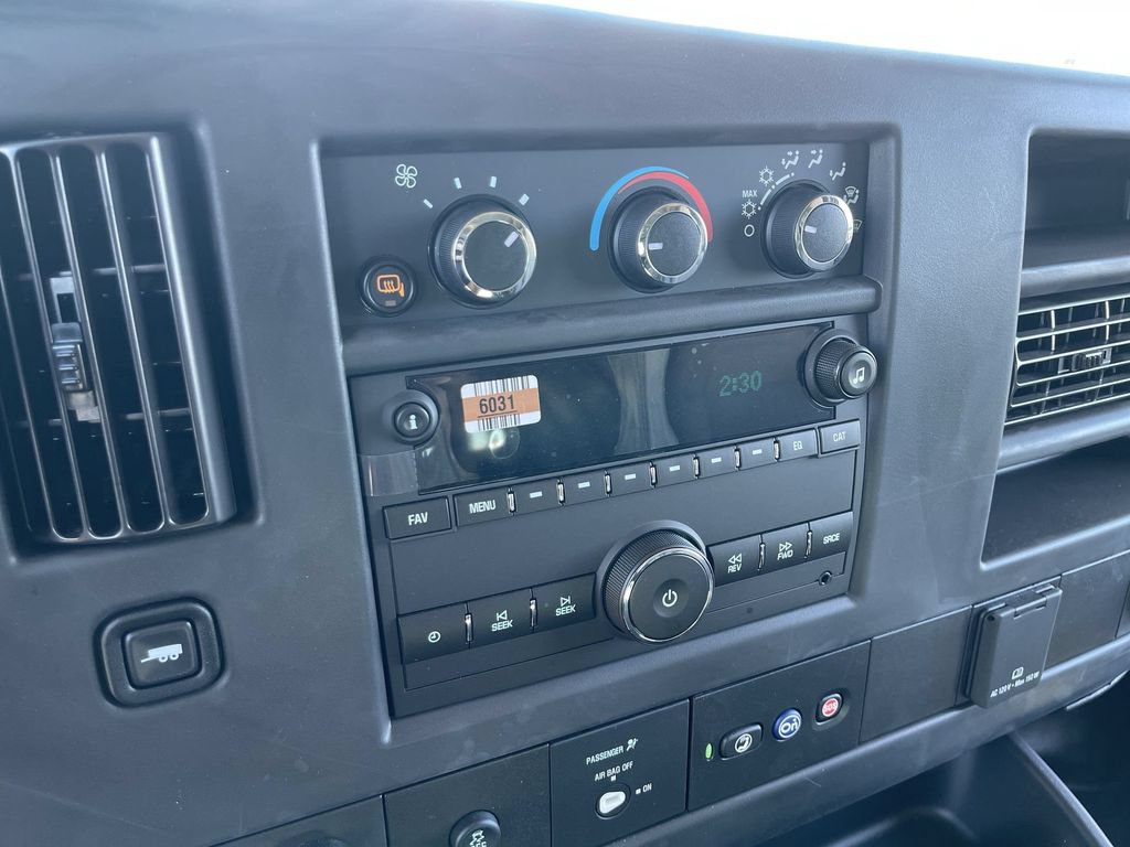 New 2025 GMC Savana 2500 Extended w/ Driver Convenience Package RWD image 13