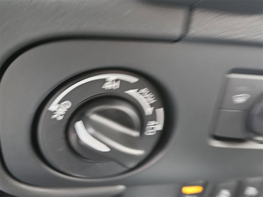 New 2026 Nissan Frontier SV image 21