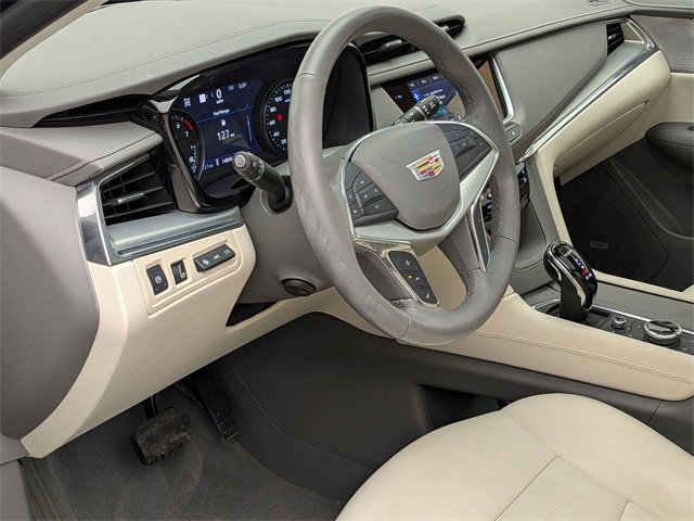 Certified 2023 Cadillac XT5 Premium Luxury w/ Technology Package image 9
