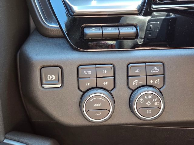 Used 2026 Chevrolet Silverado 1500 High Country image 35