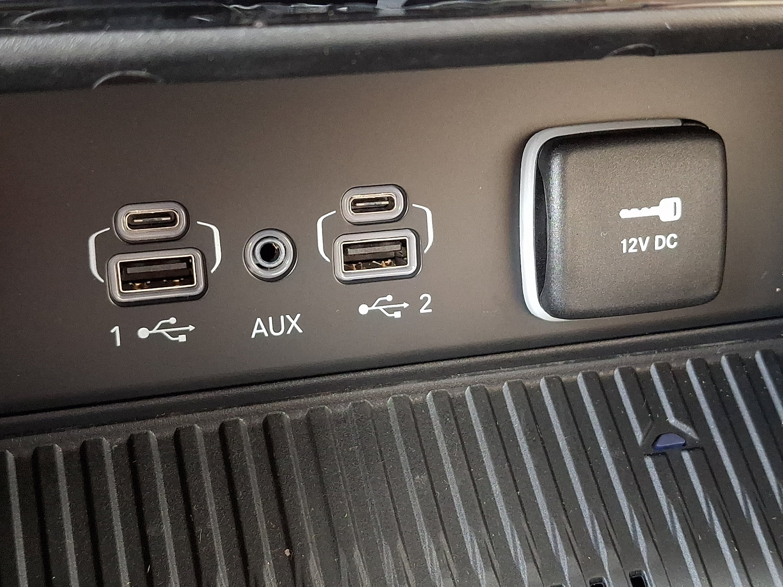 New 2027 Jeep Grand Cherokee Limited AWD/4WD image 15