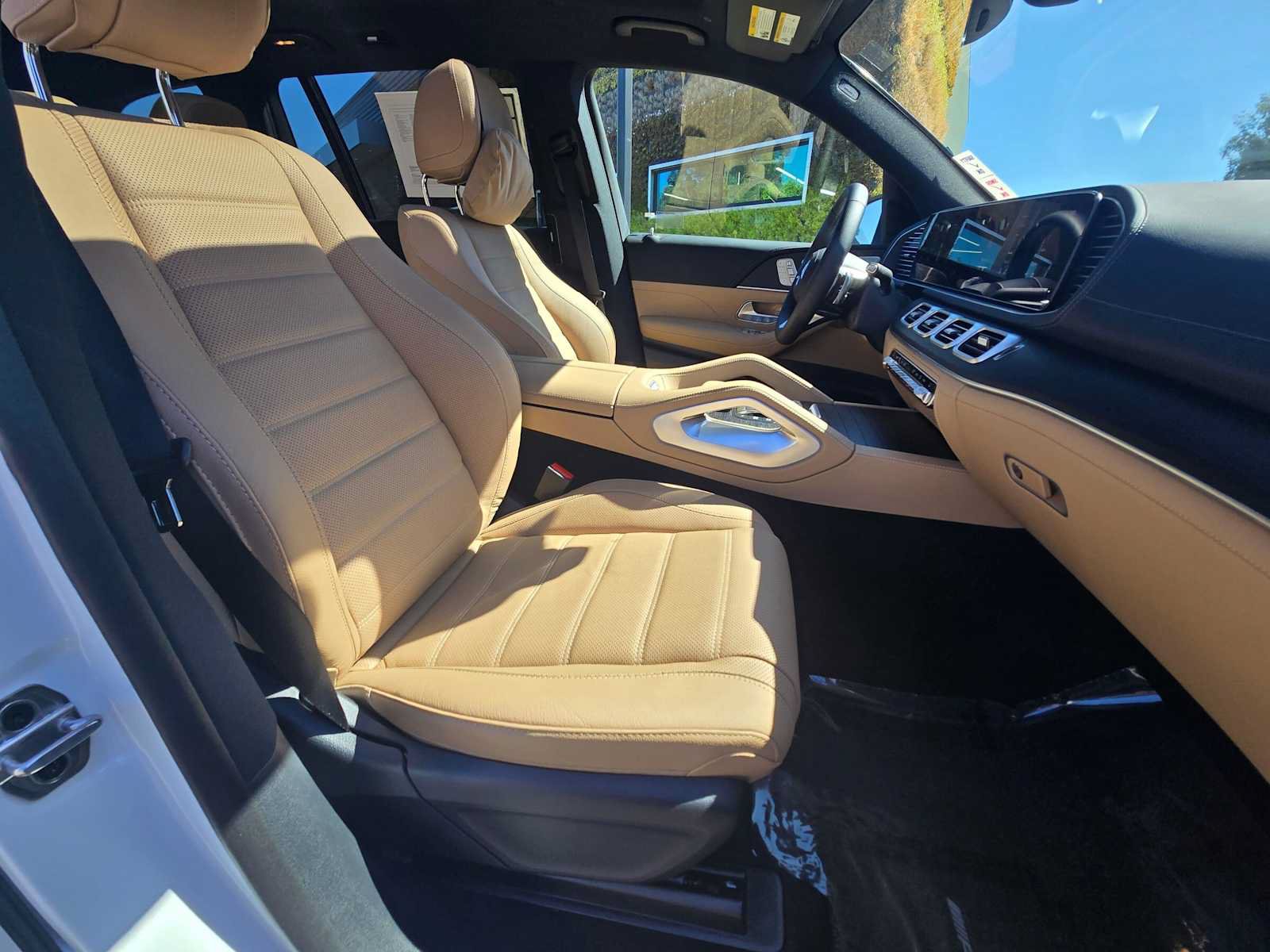 Used 2026 Mercedes-Benz GLS 580 4MATIC image 10